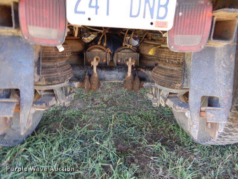 image for item DM1420 1981 GMC C7500  grain truck