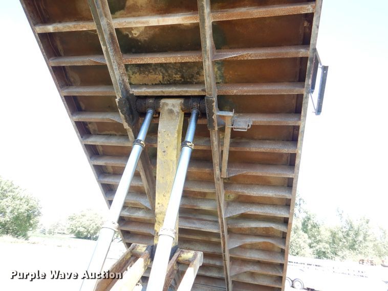 image for item DM1420 1981 GMC C7500  grain truck