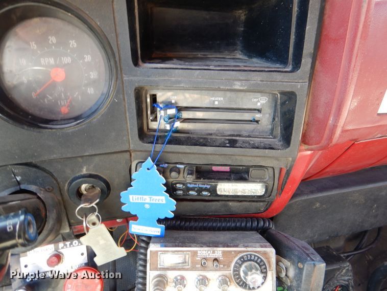 image for item DM1420 1981 GMC C7500  grain truck