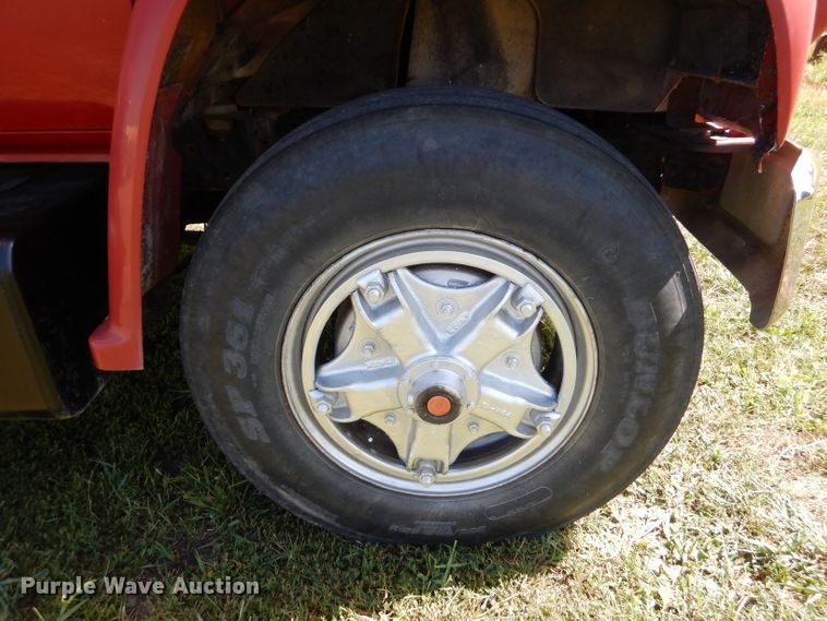 image for item DM1420 1981 GMC C7500  grain truck