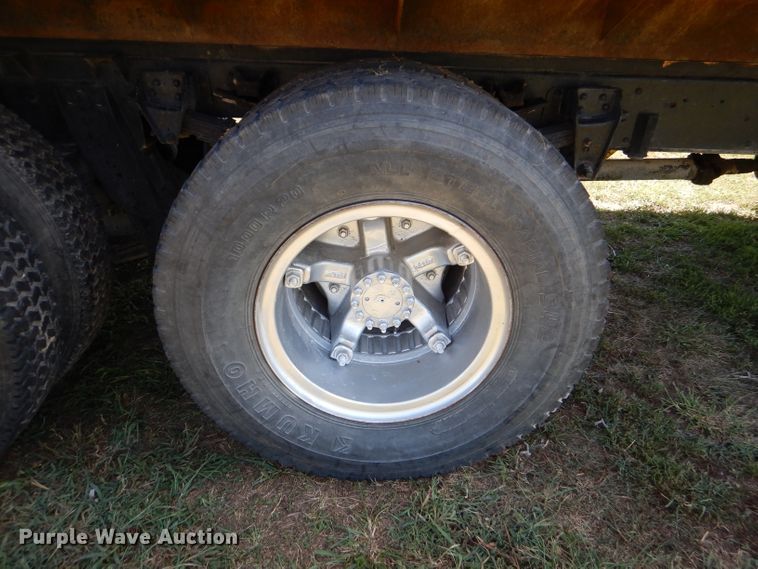 image for item DM1420 1981 GMC C7500  grain truck