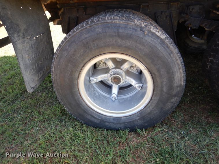 image for item DM1420 1981 GMC C7500  grain truck