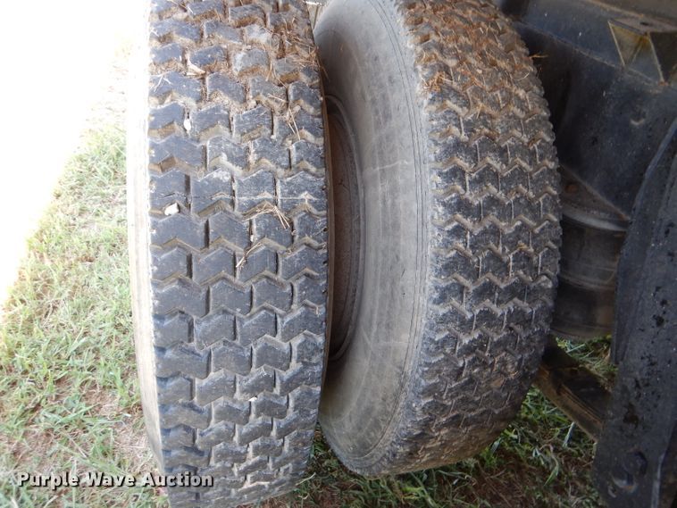 image for item DM1420 1981 GMC C7500  grain truck