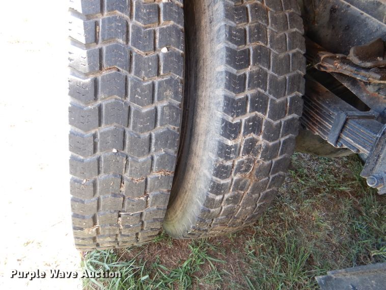 image for item DM1420 1981 GMC C7500  grain truck