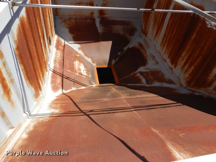 image for item DM1422 2009 Neville  grain trailer