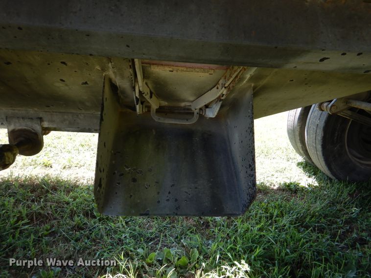 image for item DM1422 2009 Neville  grain trailer