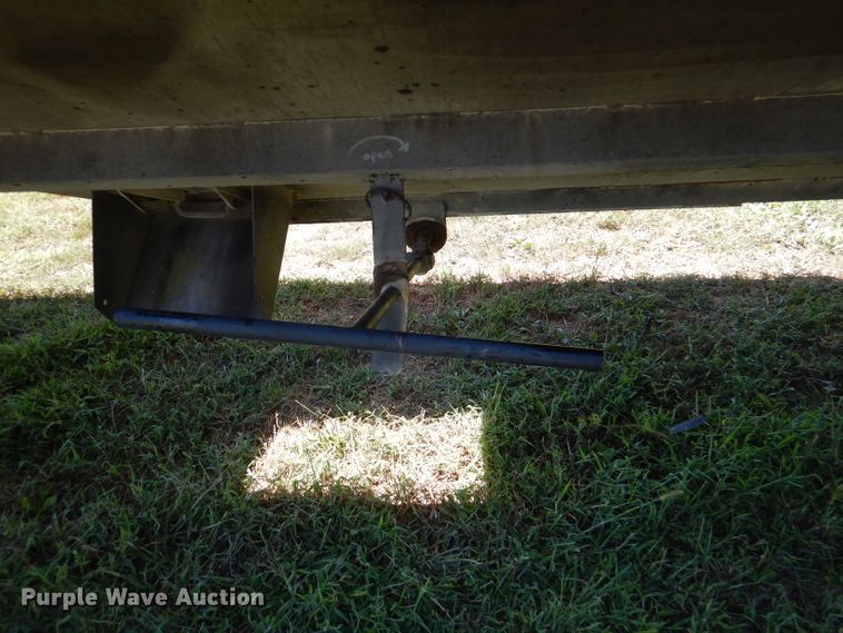 image for item DM1422 2009 Neville  grain trailer