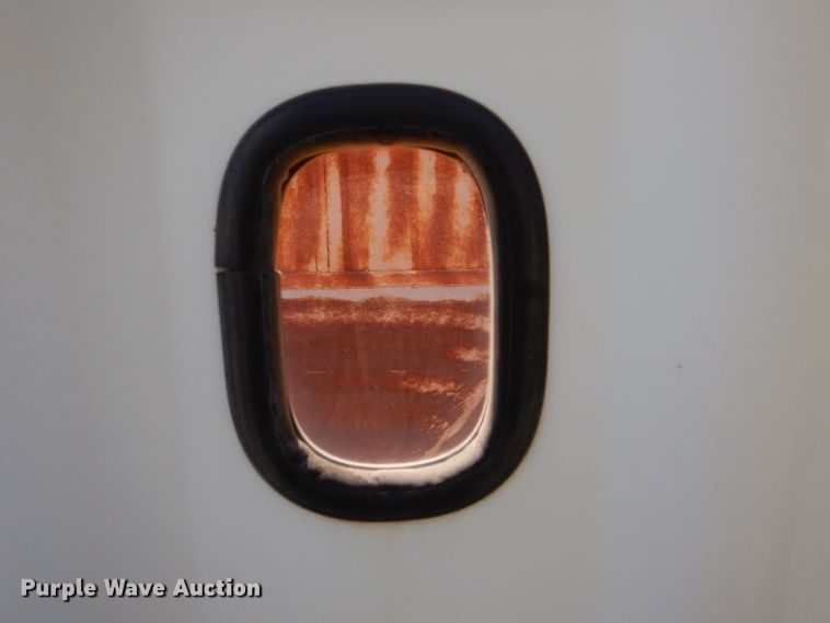 image for item DM1422 2009 Neville  grain trailer