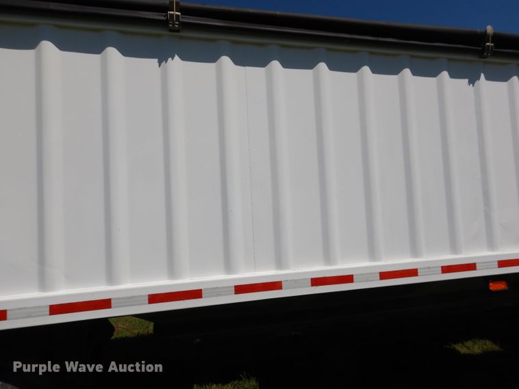 image for item DM1422 2009 Neville  grain trailer