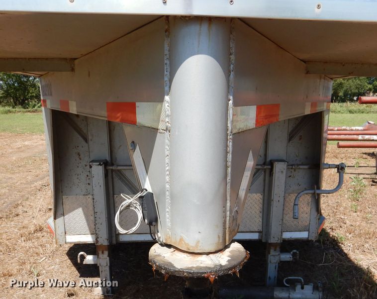 image for item DM1426 2008 Ponderosa  livestock trailer