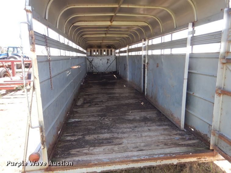 image for item DM1426 2008 Ponderosa  livestock trailer