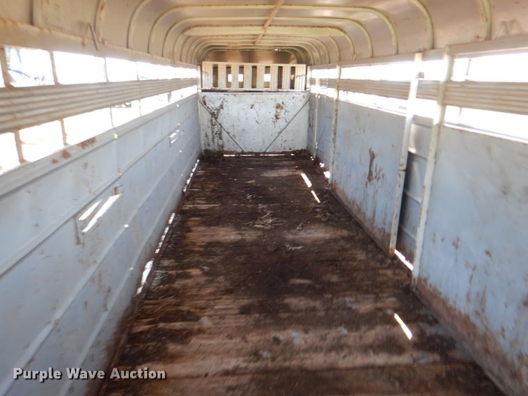 image for item DM1426 2008 Ponderosa  livestock trailer