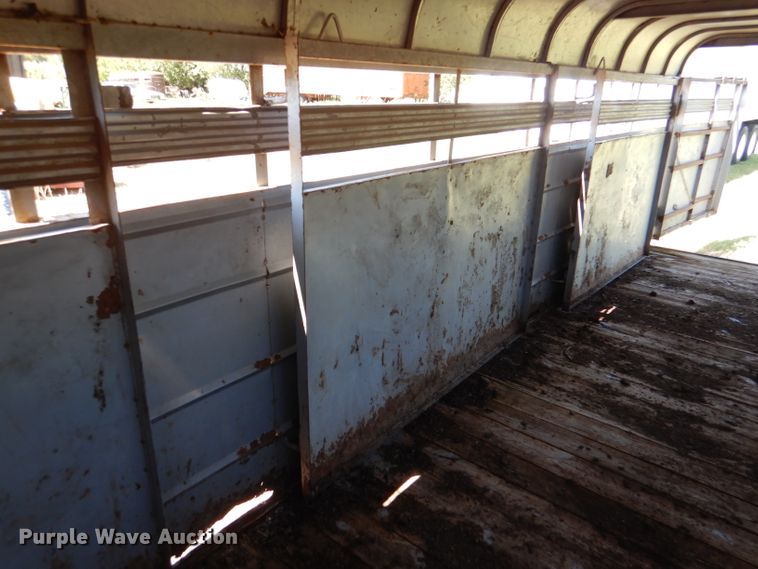 image for item DM1426 2008 Ponderosa  livestock trailer