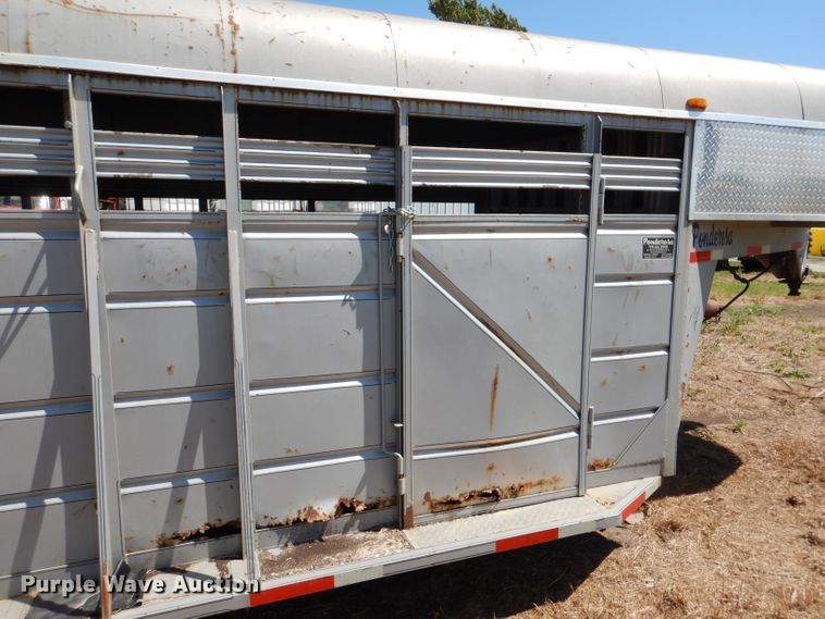 image for item DM1426 2008 Ponderosa  livestock trailer
