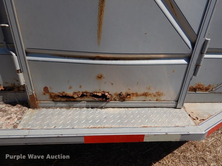 image for item DM1426 2008 Ponderosa  livestock trailer