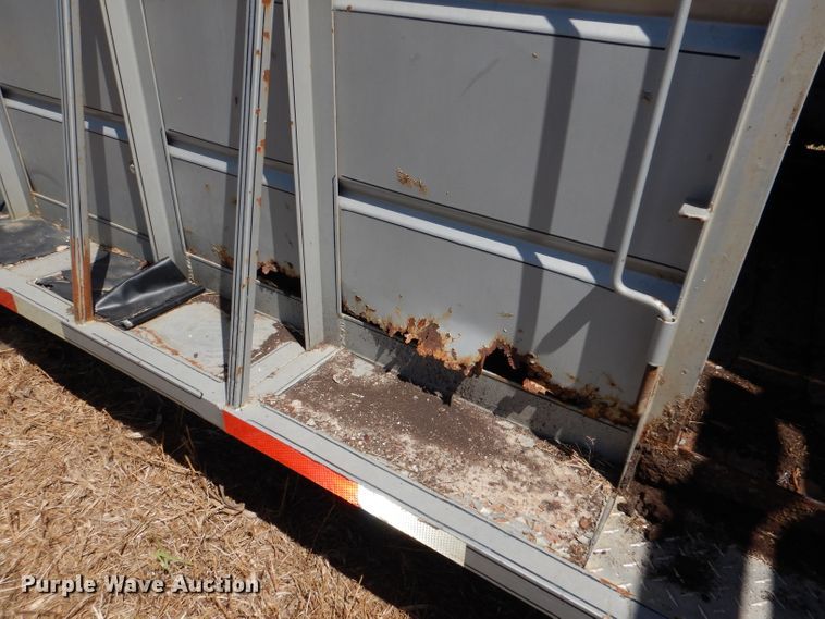 image for item DM1426 2008 Ponderosa  livestock trailer