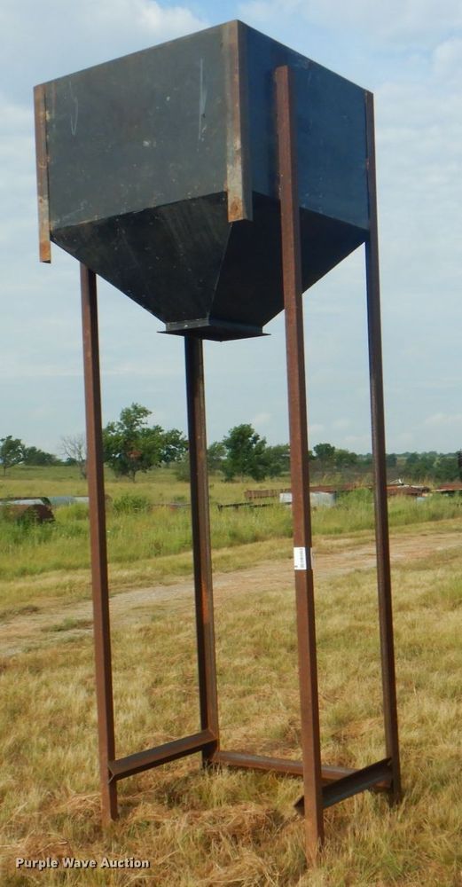 image for item DM3953 Grain hopper