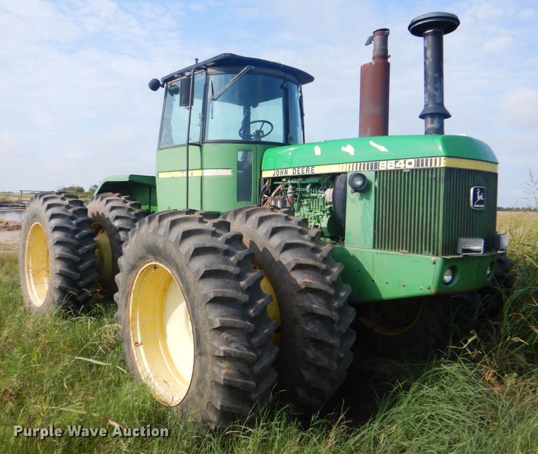 image for item DM3954 1981 John Deere 8640  4WD tractor