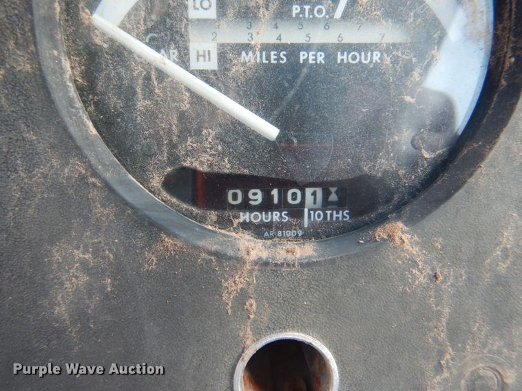 image for item DM3954 1981 John Deere 8640  4WD tractor