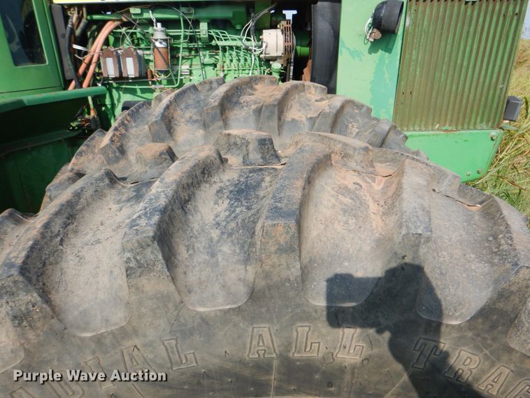 image for item DM3954 1981 John Deere 8640  4WD tractor