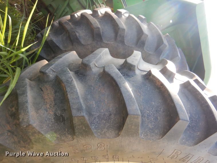 image for item DM3954 1981 John Deere 8640  4WD tractor