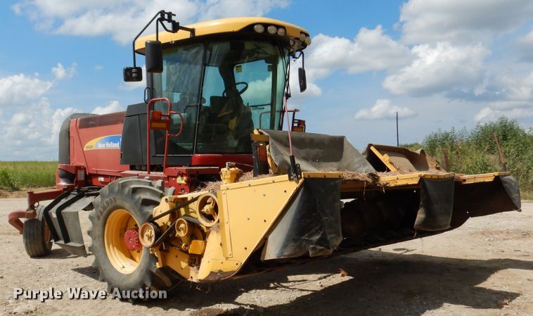image for item DM6412 2013 New Holland H8080  windrower