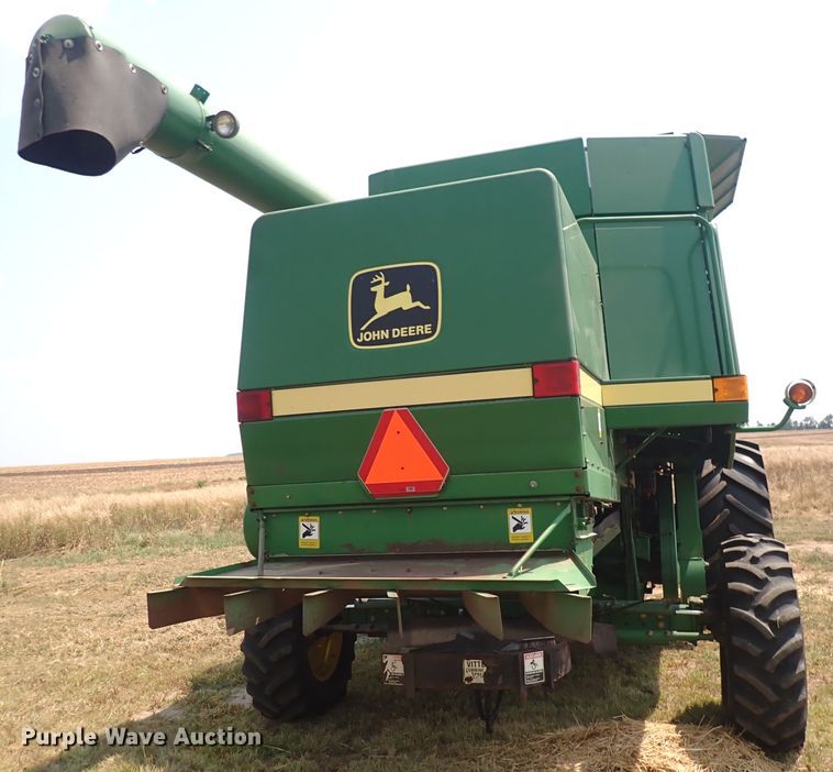image for item DN1897 1991 John Deere 9500  combine