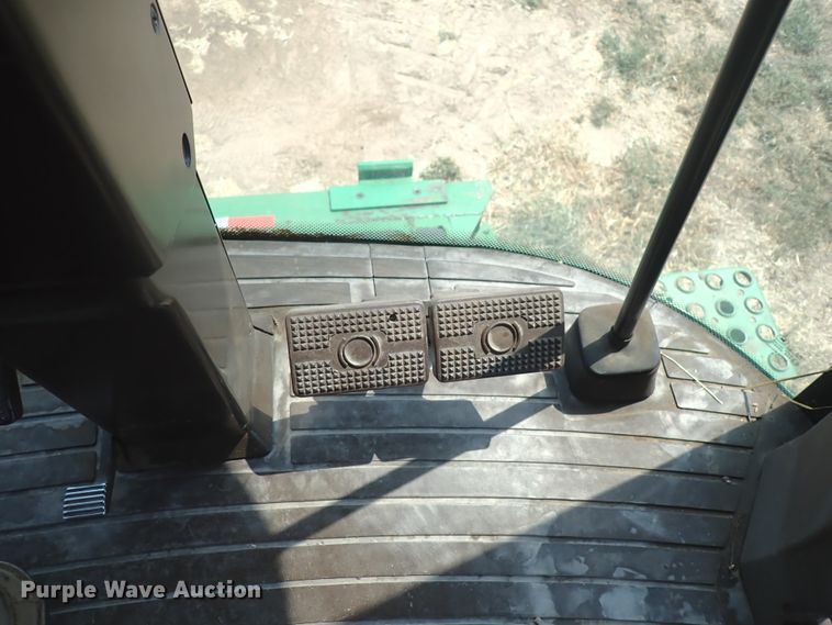 image for item DN1897 1991 John Deere 9500  combine