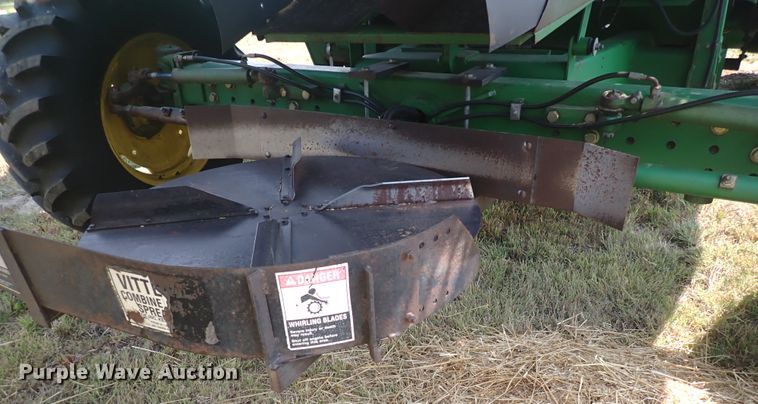 image for item DN1897 1991 John Deere 9500  combine