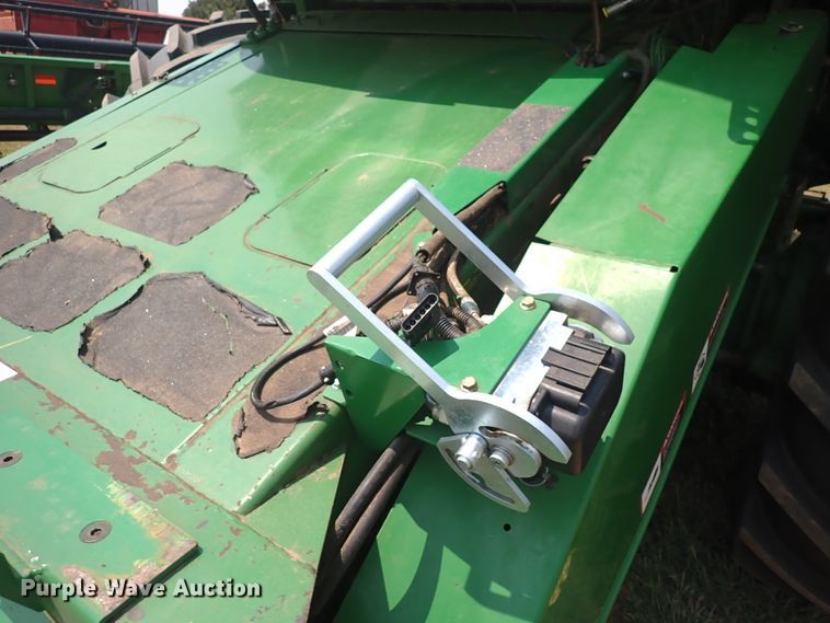 image for item DN1897 1991 John Deere 9500  combine