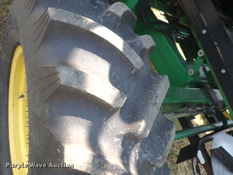 image for item DN1897 1991 John Deere 9500  combine