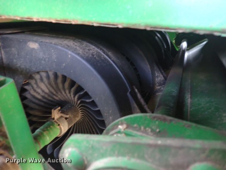 image for item DN1897 1991 John Deere 9500  combine