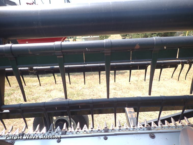 image for item DN1898 2004 John Deere 625F  HydraFlex flex head