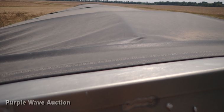 image for item DN1900 2010 Timpte Super Hopper  grain trailer