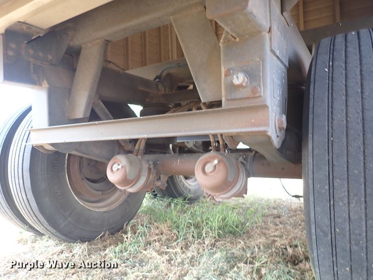 image for item DN1900 2010 Timpte Super Hopper  grain trailer