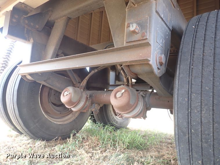 image for item DN1900 2010 Timpte Super Hopper  grain trailer