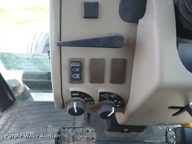 image for item DN1901 2007 John Deere 6603  tractor