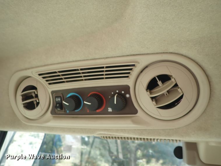 image for item DN1901 2007 John Deere 6603  tractor