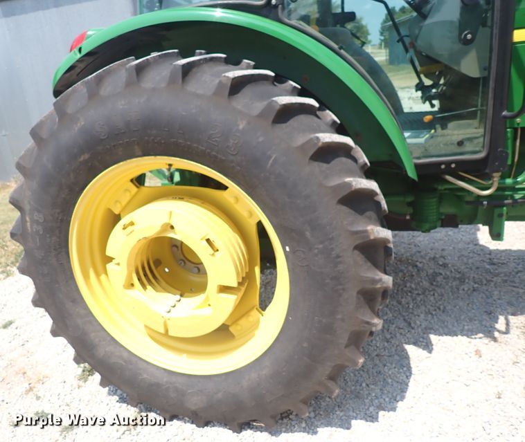 image for item DN1901 2007 John Deere 6603  tractor
