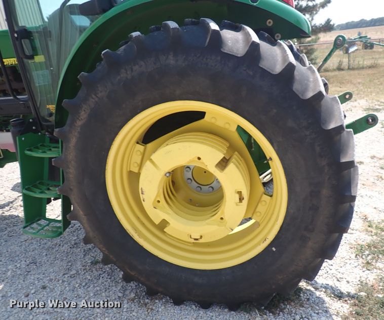 image for item DN1901 2007 John Deere 6603  tractor