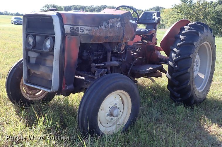 image for item IN9560 1979 Massey Ferguson 245  tractor