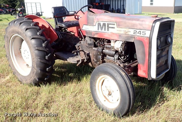 image for item IN9560 1979 Massey Ferguson 245  tractor