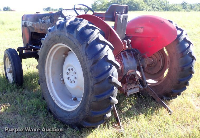 image for item IN9560 1979 Massey Ferguson 245  tractor