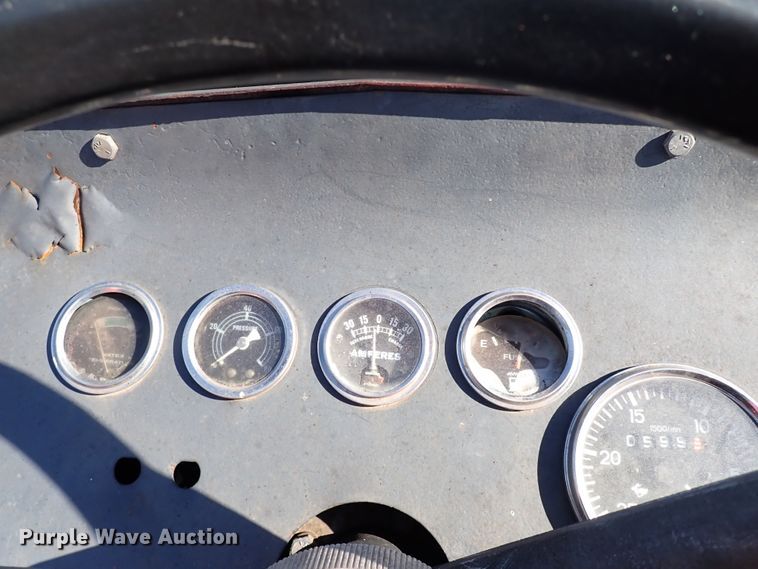 image for item IN9560 1979 Massey Ferguson 245  tractor