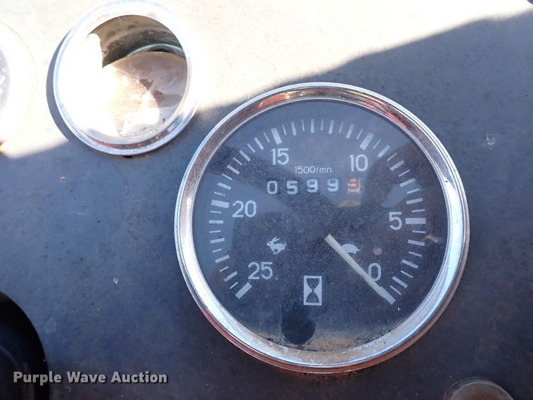 image for item IN9560 1979 Massey Ferguson 245  tractor