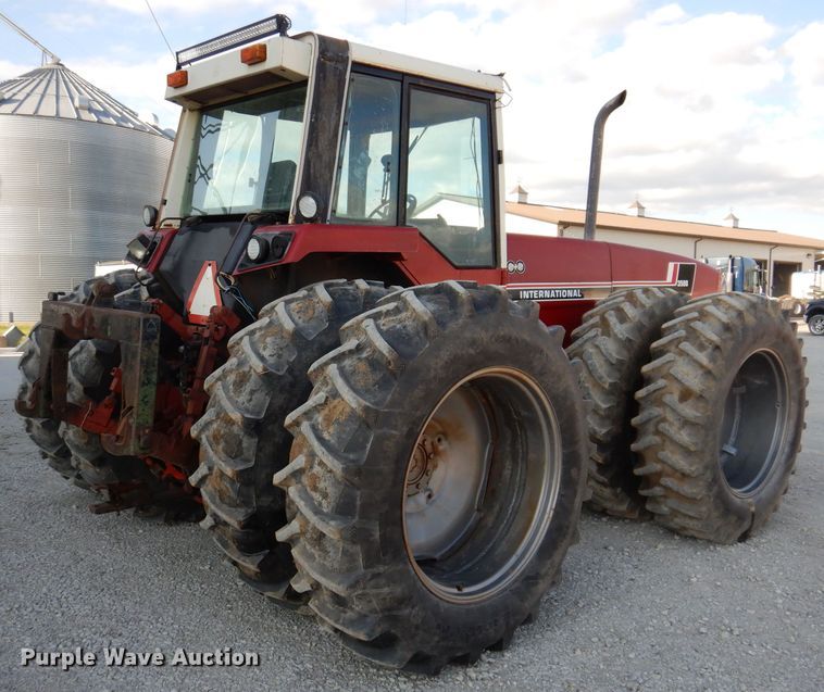 image for item IN9849 International 3588  4WD tractor