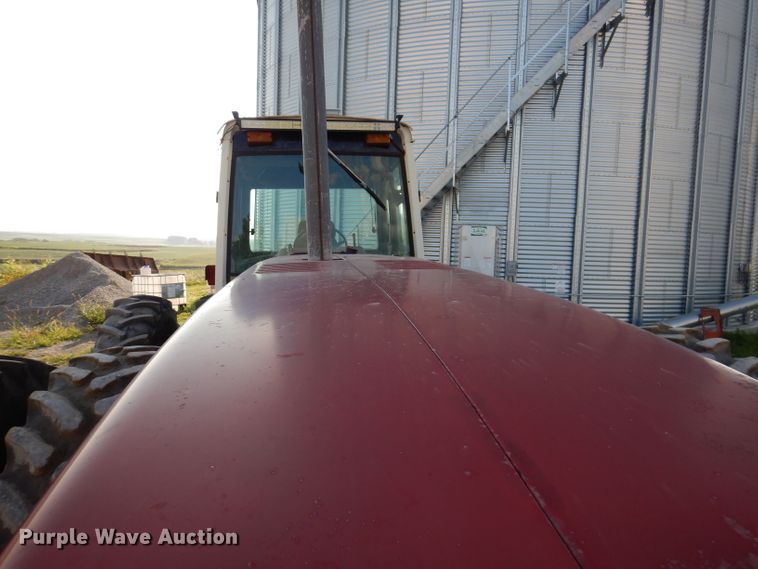 image for item IN9849 International 3588  4WD tractor