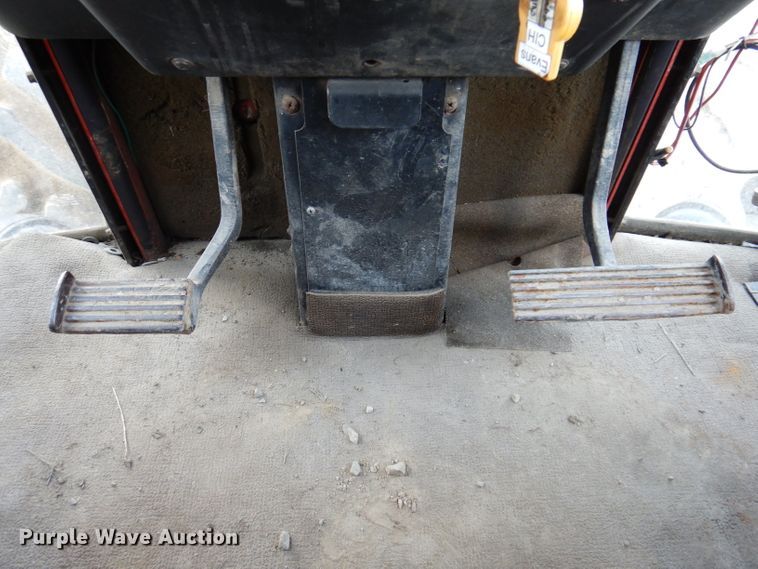 image for item IN9849 International 3588  4WD tractor