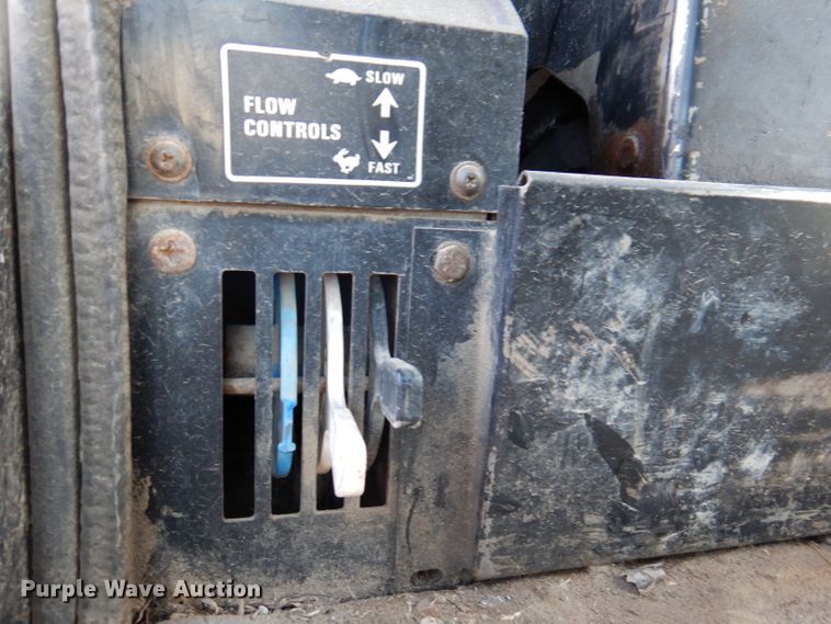 image for item IN9849 International 3588  4WD tractor