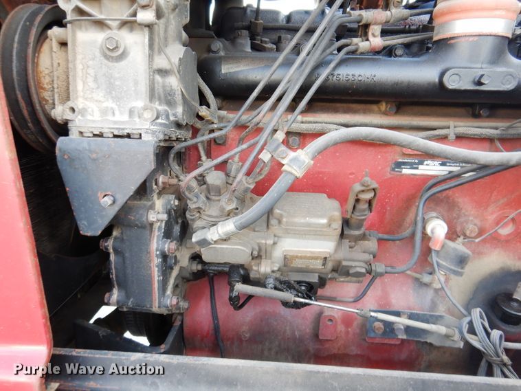 image for item IN9849 International 3588  4WD tractor